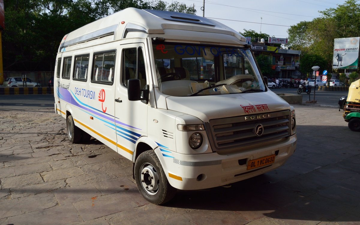 26-Seater AC Luxury Tourist Mini Bus